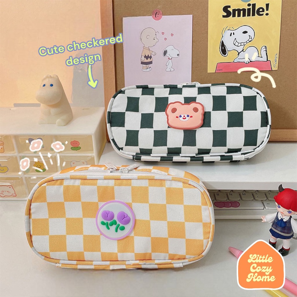 Checkered Pencil Case / Korean Style Kotak Tempat Pensil Viral Kapasitas Besar Dengan Resleting / Muat Banyak / Big Capacity With Zipper Ala Korea / Tempat Pensil Anak Perempuan