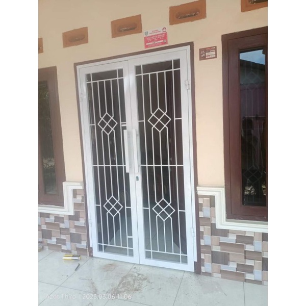 pintu teralis pintu besi minimalis semi klasik