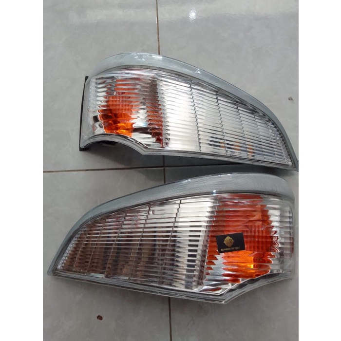 Lampu Sein Atas / Lampu Sein Depan Samping Kanan (R/H) - Ps Canter
