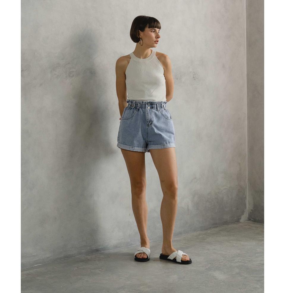 Jumbo CASHBACK This Is April Celana Pendek Wanita Claire Short Pants Light Denim (RESTOCK) 283814 .,