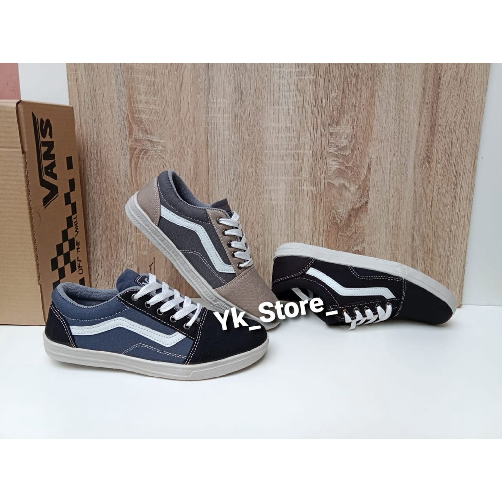 Sepatu vans old skool kasual pria atau wanita