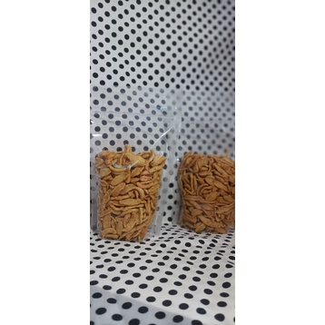 

ketapang gurih asin 200gr