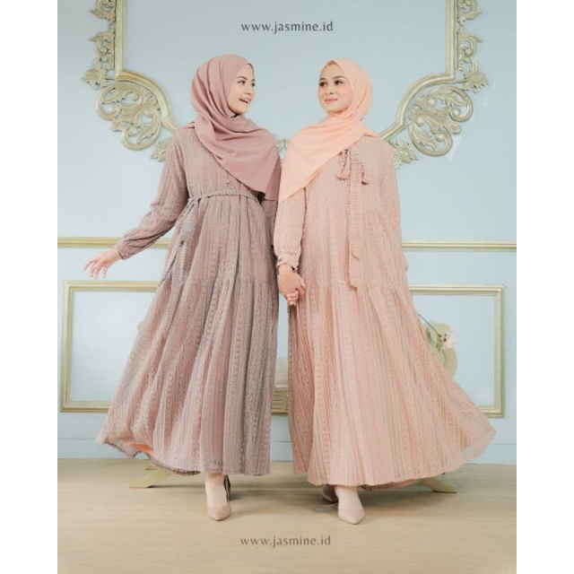 QUEENA DRESS BY JASMINE