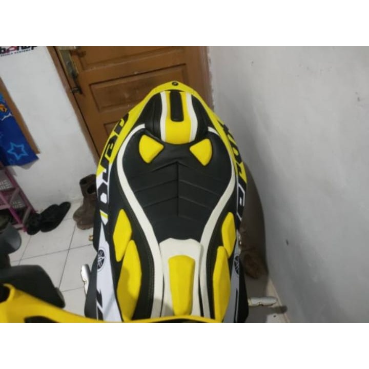 JOK AEROX CUSTOM MODEL RETRO/PREDATOR KULIT MBTECH - JOK MODIFIKASI MOTOR AEROX - JOK AEROX MODEL RE