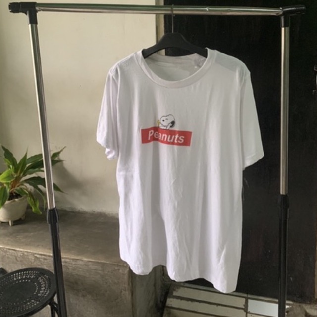 KAOS UNIQLO PEANUTS