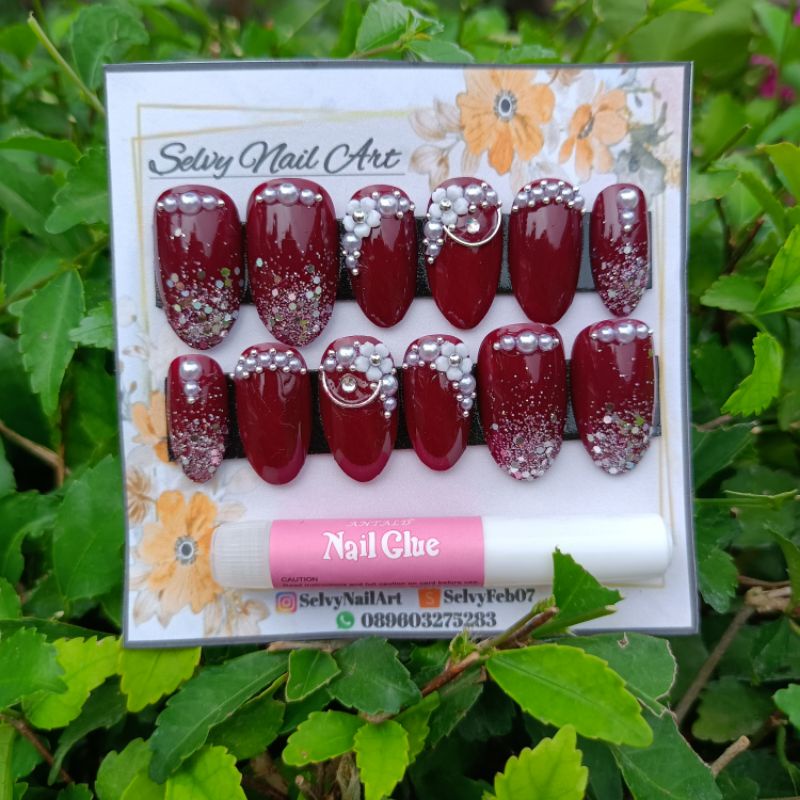 kuku palsu wedding maroon