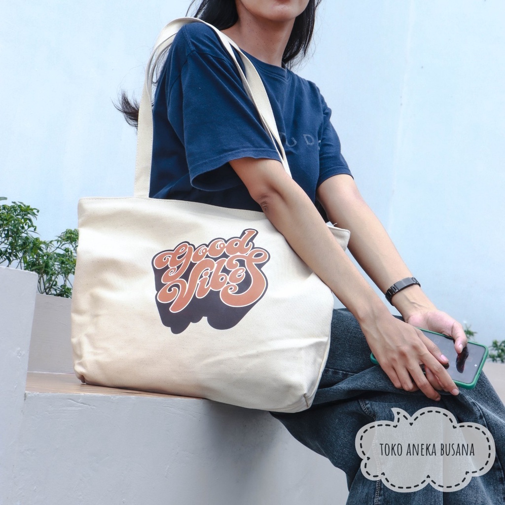 Tote Bag Wanita Kanvas Aesthetic Bahan Premium / Tas Totebag Resleting