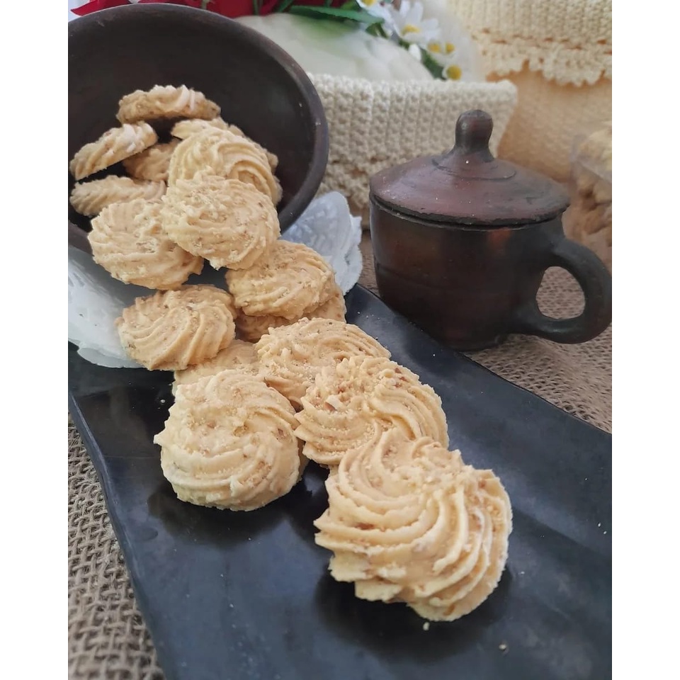 

kue sagu keju - pawon nastiti