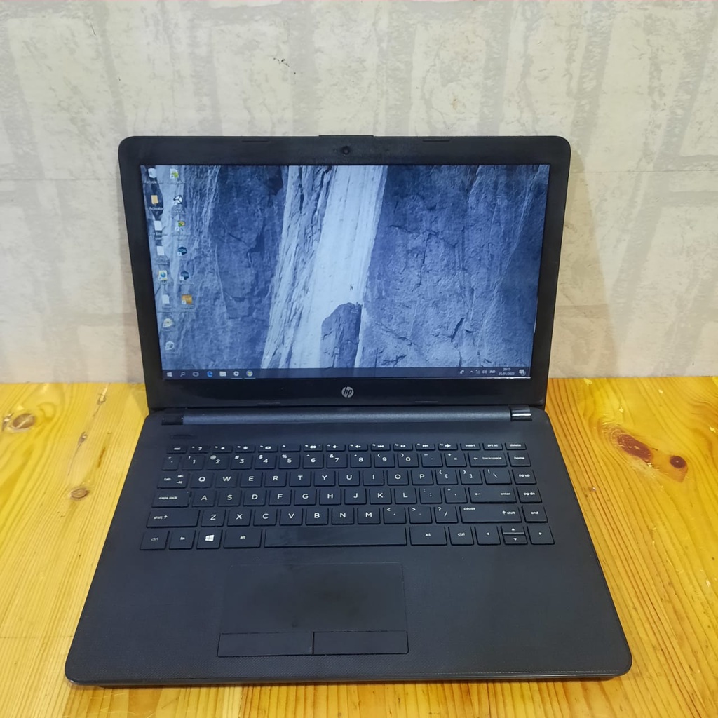 Laptop HP 14 - cm0071AU, Amd A9-9425, Vga Amd Radeon R5, Ram 4Gb, Hdd 500Gb
