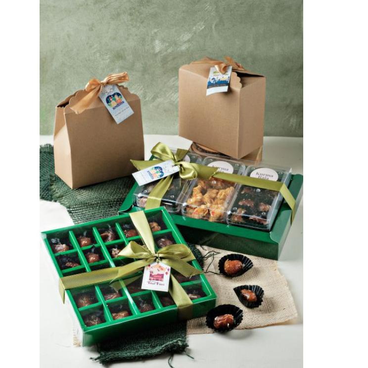 

◌ kurma keju butter wisman/kurma sukkari/hampers ramadhan/idul fitri HAMPERS NATAL L/kartu ucapan/pita ➪