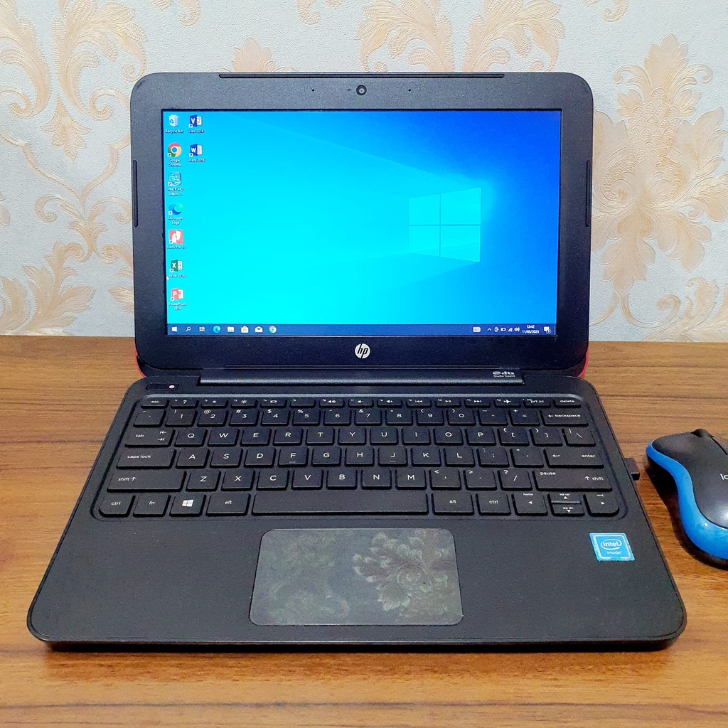 Laptop HP 11-f104TU Celeron n2840 Ram 2GB Ssd 120GB 11.6 inch