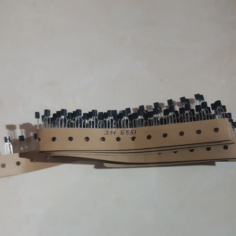 TRANSISTOR 2N 5551 TRANSISTOR 2N 5551 ORIGINAL TAIWAN  RENCENG