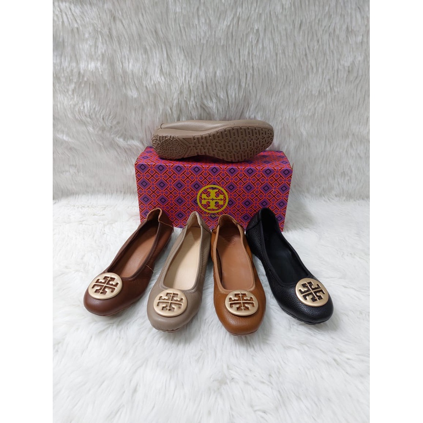 Tory Burch Gold Plate Flatshoes Wanita