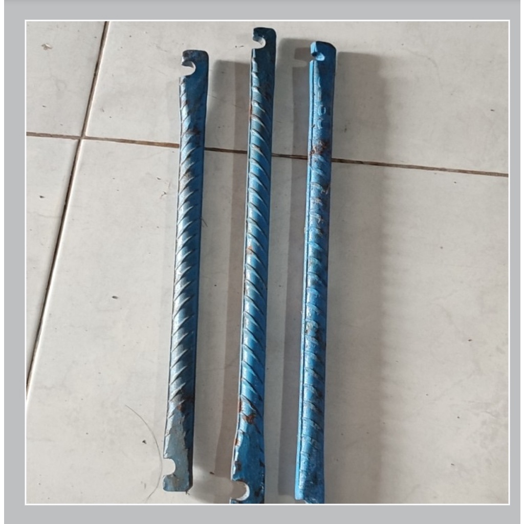 Kunci Besi Bulat Ulir / Pleser Bolak Balik / Pembengkok Besi Beton