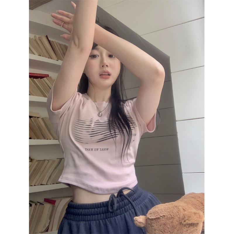 Red Ketat pendek rasa desain manis hot gadis bottoming kemeja wanita musim semi dan musim panas putih dalam lengan pendek slim t-shirt top ins