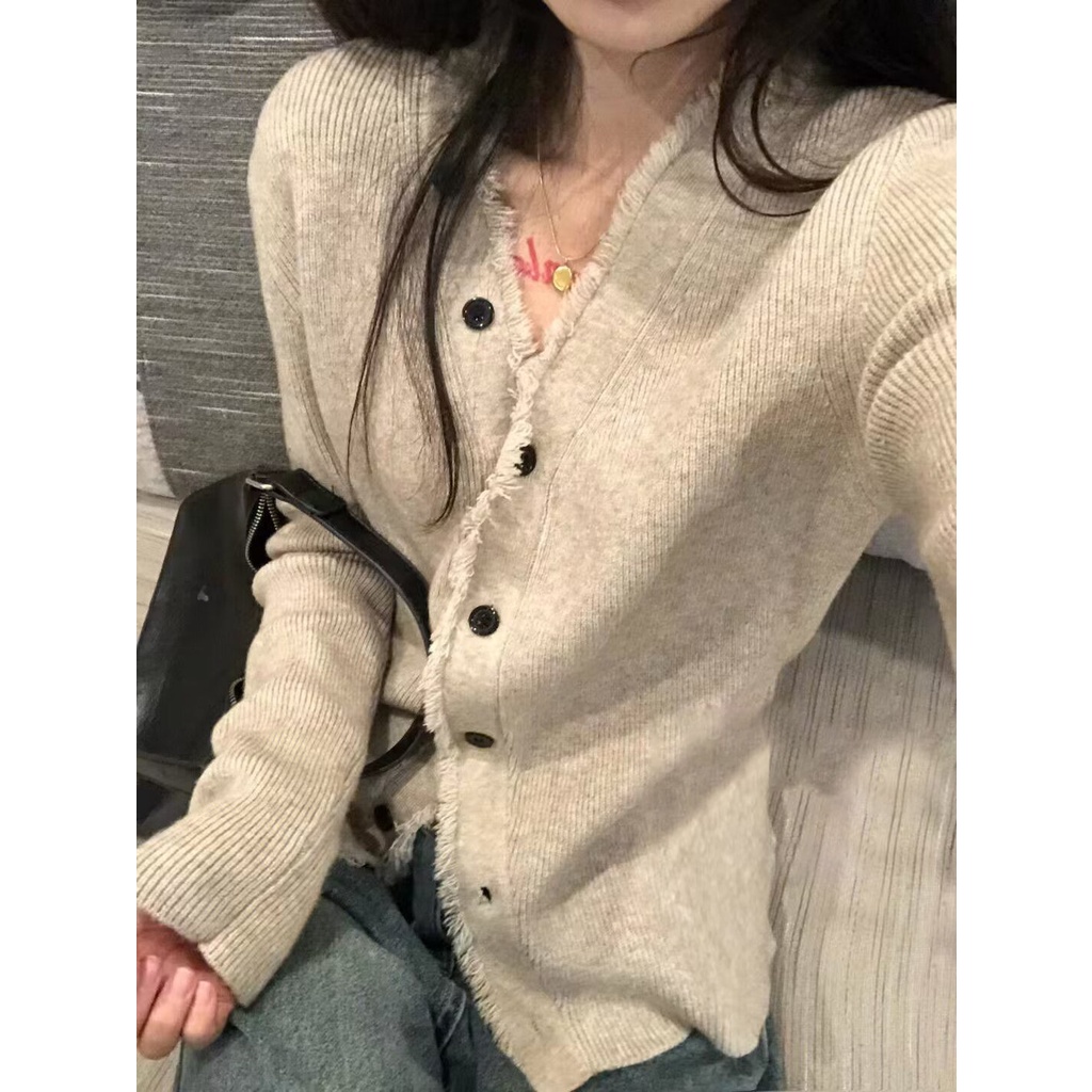 Red V-neck cardigan wanita musim semi atasan dengan rasa desain raw edge tops slim fit hot girls chic atasan lengan panjang