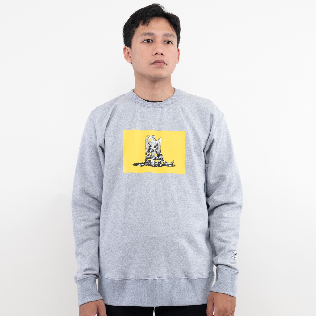 CREAK SWEATSHIRTS CREWNECK MATERNAL DISASTER