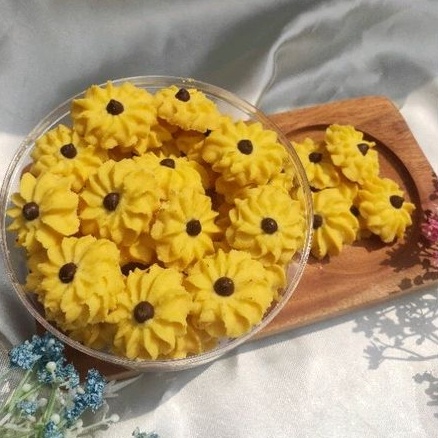 

SEMPRIT VANILLA DAN COKLAT