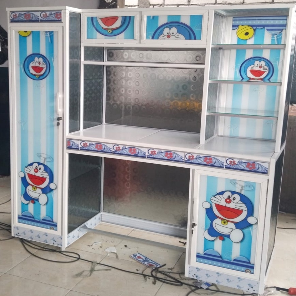 Meja Belajar Anak, Motif Doraemon