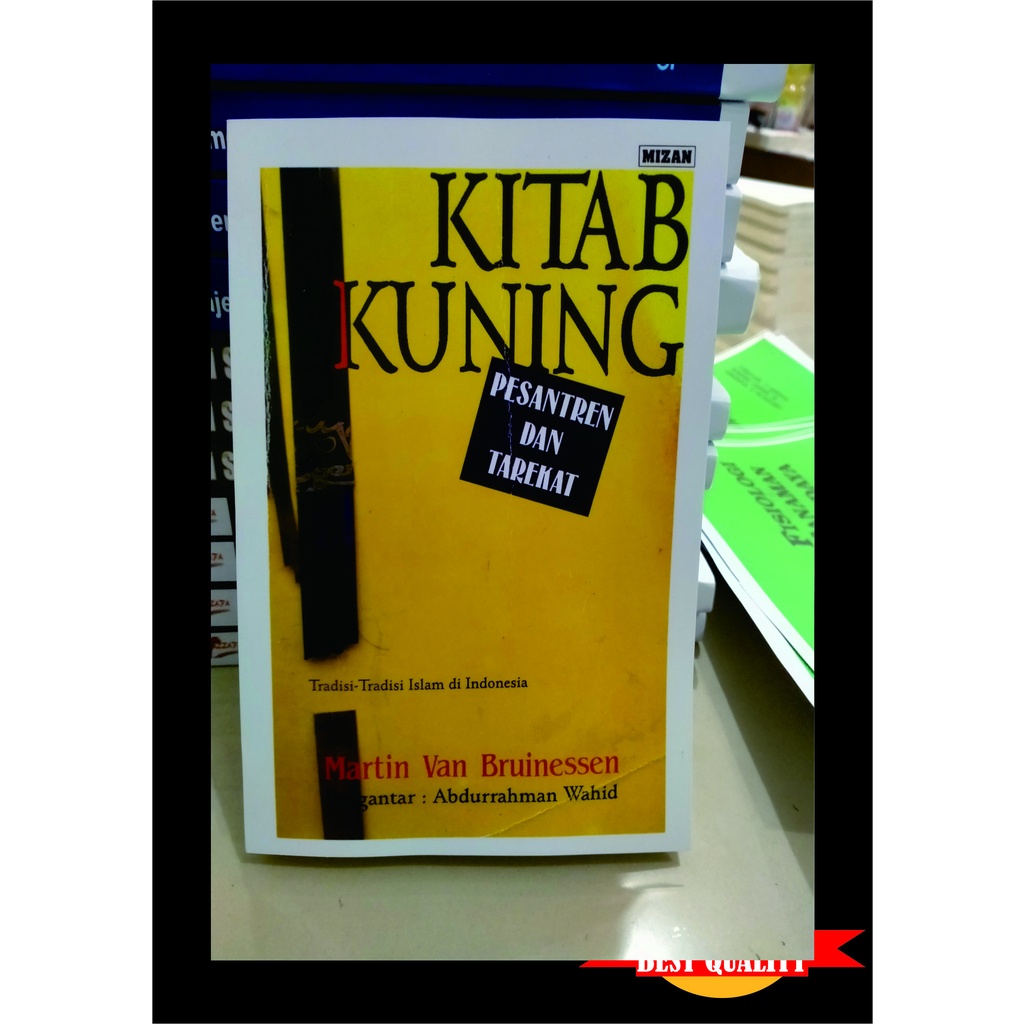 Kitab Kuning Pesantren dan Tarekat