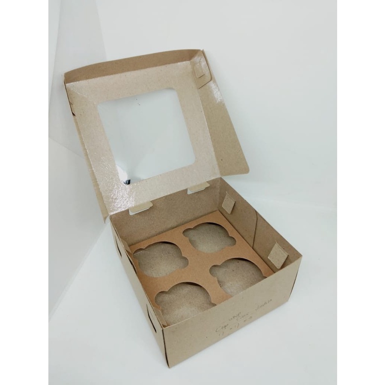 

5SET CUPCAKE BOX KRAFT MIKA 17X17X9 CM + INNER LUBANG 4 LAMINASI