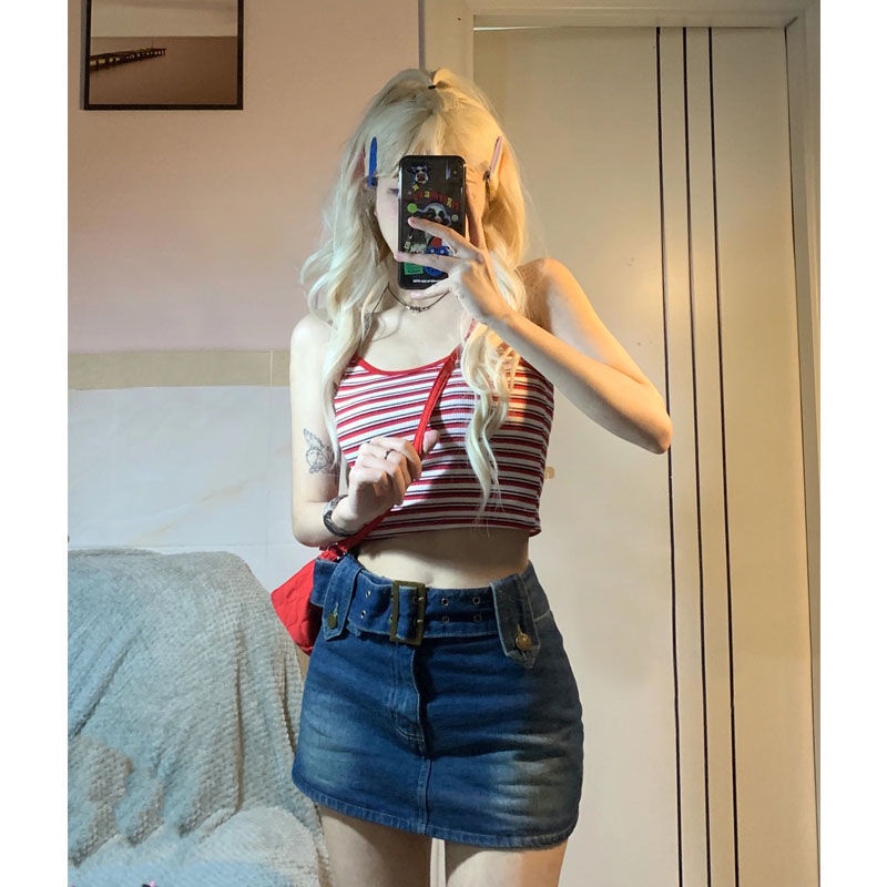 Red Pure Desired Hot Girl Striped Vest Kecil Suspender Wanita Musim Panas Pinggang Tinggi Ketat dan Tipis Pakaian Dalam dan Pakaian Luar Blus Pendek dengan Pusar