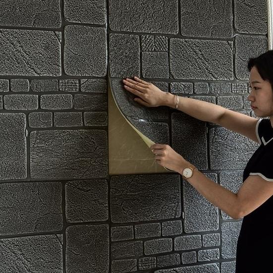 wallpaper foam 3D permukaan timbul premium motif batu alam hitam