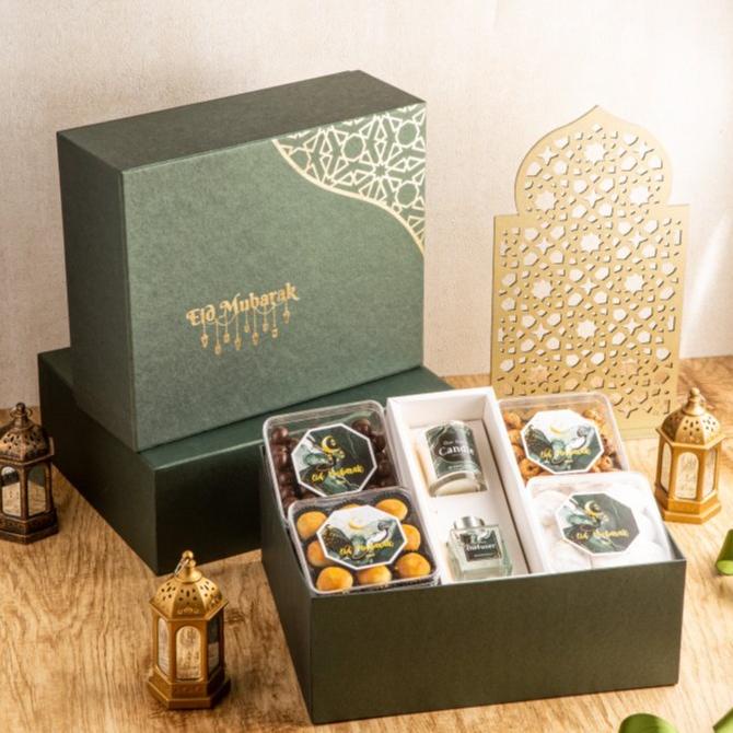 

Hampers lebaran premium / Hampers Eid Mubarak