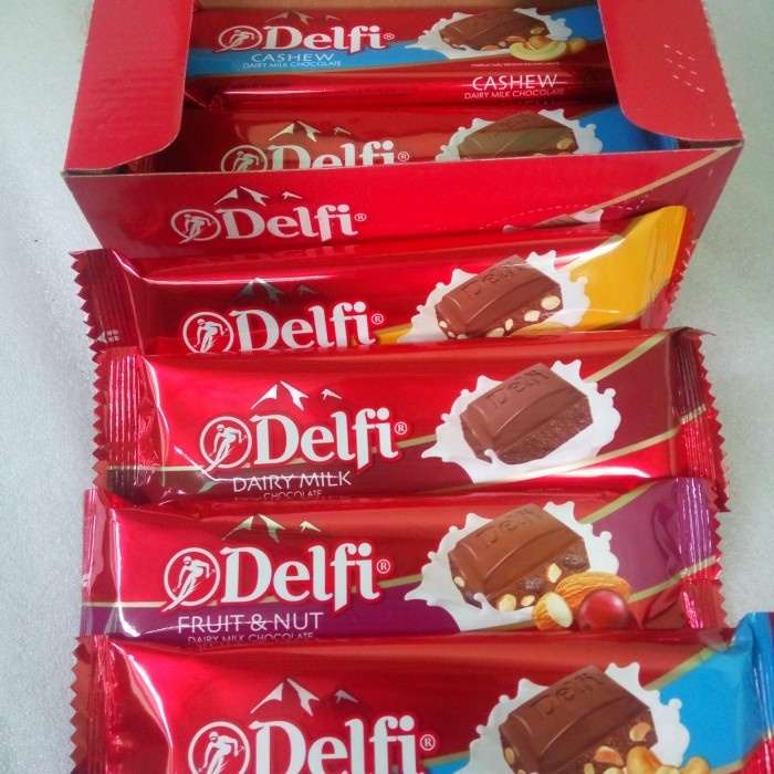 Delfi Fruit &amp; Nut 40g Sekotak Isi 10 Pcs