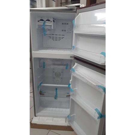 POLYTRON PRB 217 219 B MERAH BIRU KULKAS 2 PINTU 210 LT LITER
