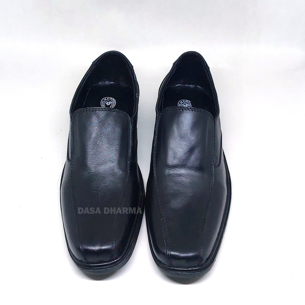 Sepatu Pantofel Pria Kerja Formal Casual Kondangan Kulit Asli Slip On