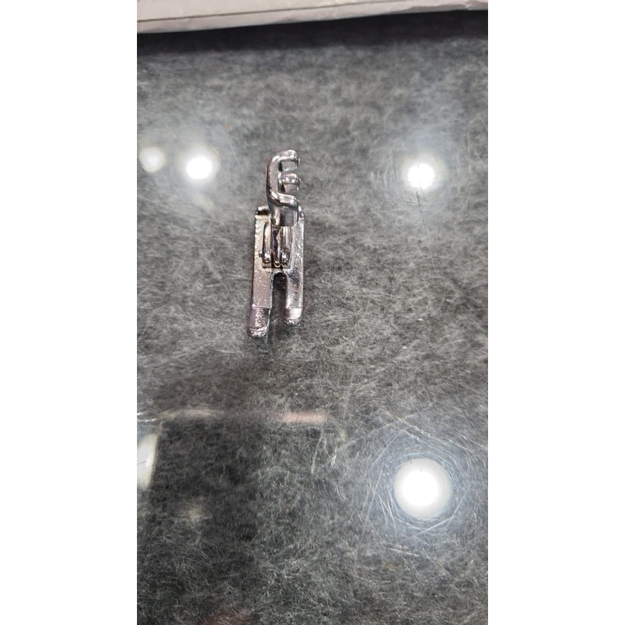 sepatu-Presser foot