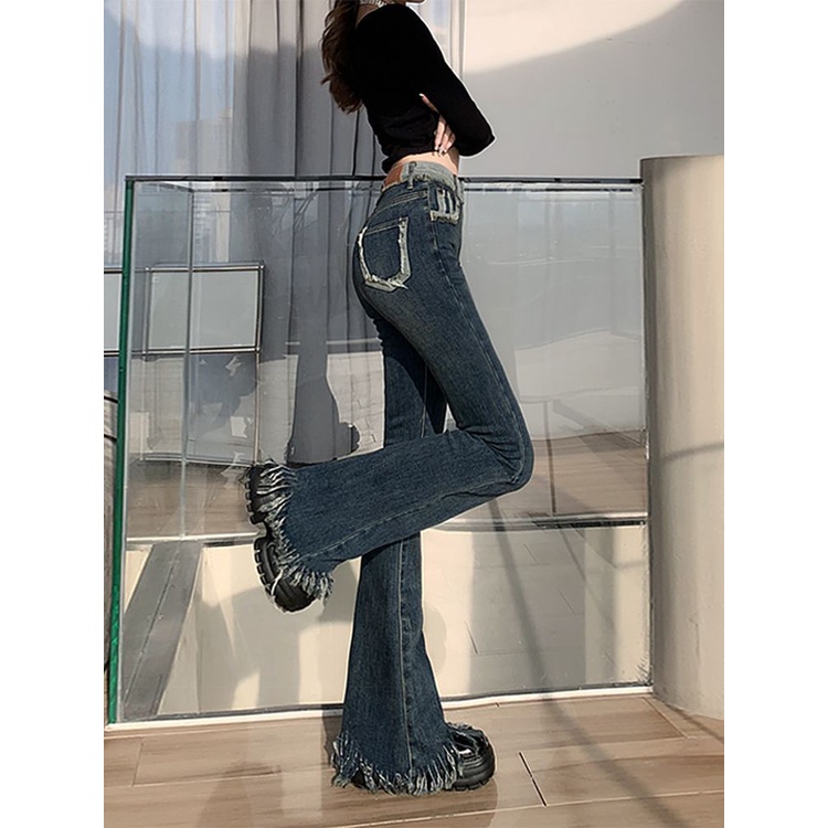 Red Retro Elastis Ukuran Besar Micro Flared Jeans Wanita 2023 Musim Semi dan Musim Panas Desain Baru Lemak MM Ukuran Besar Lebar kaki Celana