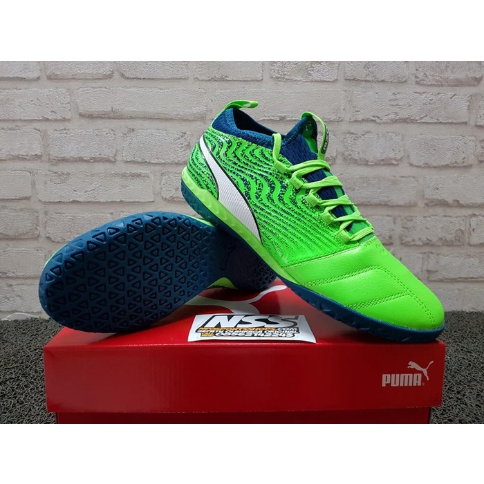 {MentariStore} Sepatu futsal Puma One 18.3 IT Original 104540-03 - 40.5 Limited