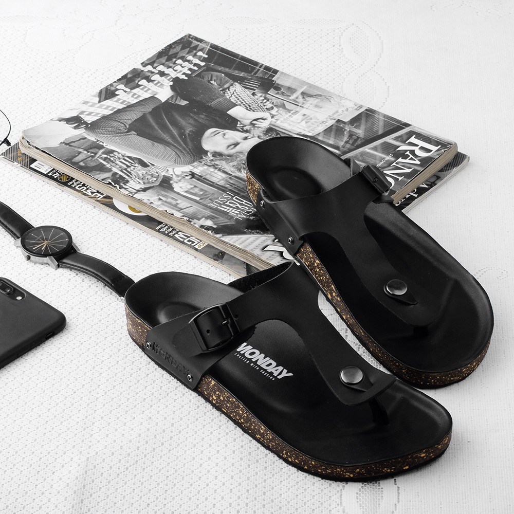 Sandal Pria Klasik Lebaran Kondangan Black Minimalis Sendal Slop Casual Semi Formal Nyaman Stylish Original Monday Asta Full Black