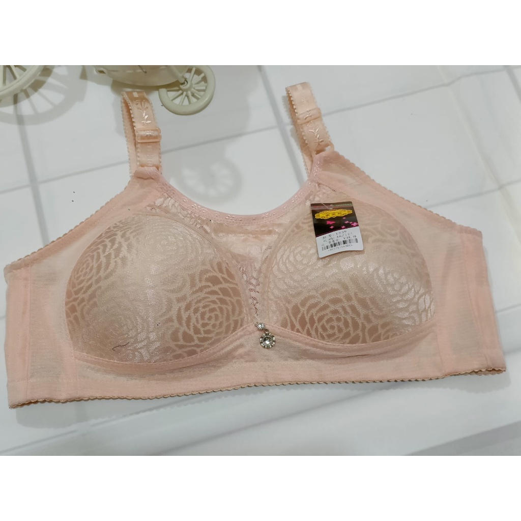 BRA / BH WANITA 1239 TIDAK ADA KAWAT BUSA SEDANG SIZE 40-46