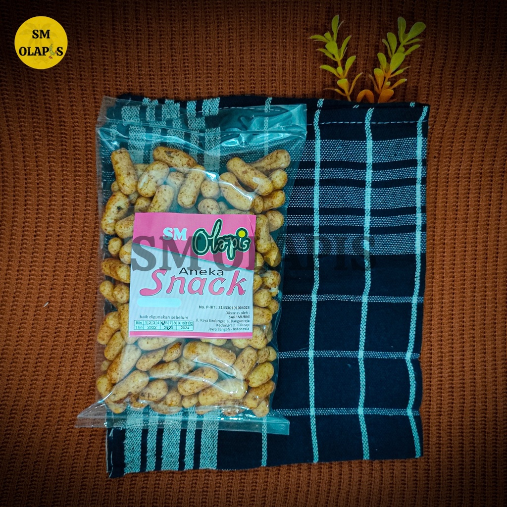 

PILUS PEDAS 120 GRAM SNACK LEBARAN OLEH OLEH CILACAP