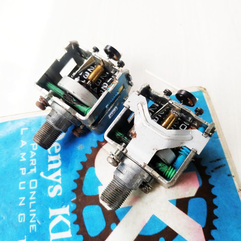 custom mesin kecepatan kilometer speedometer spidometer vespa corsa bekas