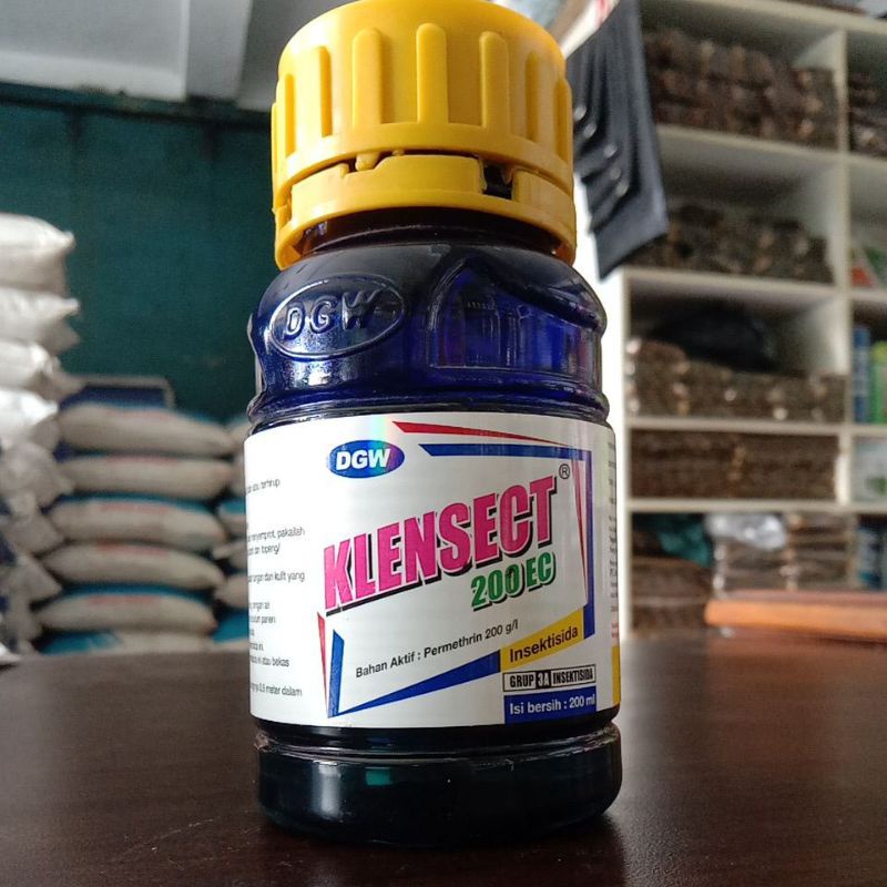 KLENSECT 200EC DGW INSEKTISIDA 200ML