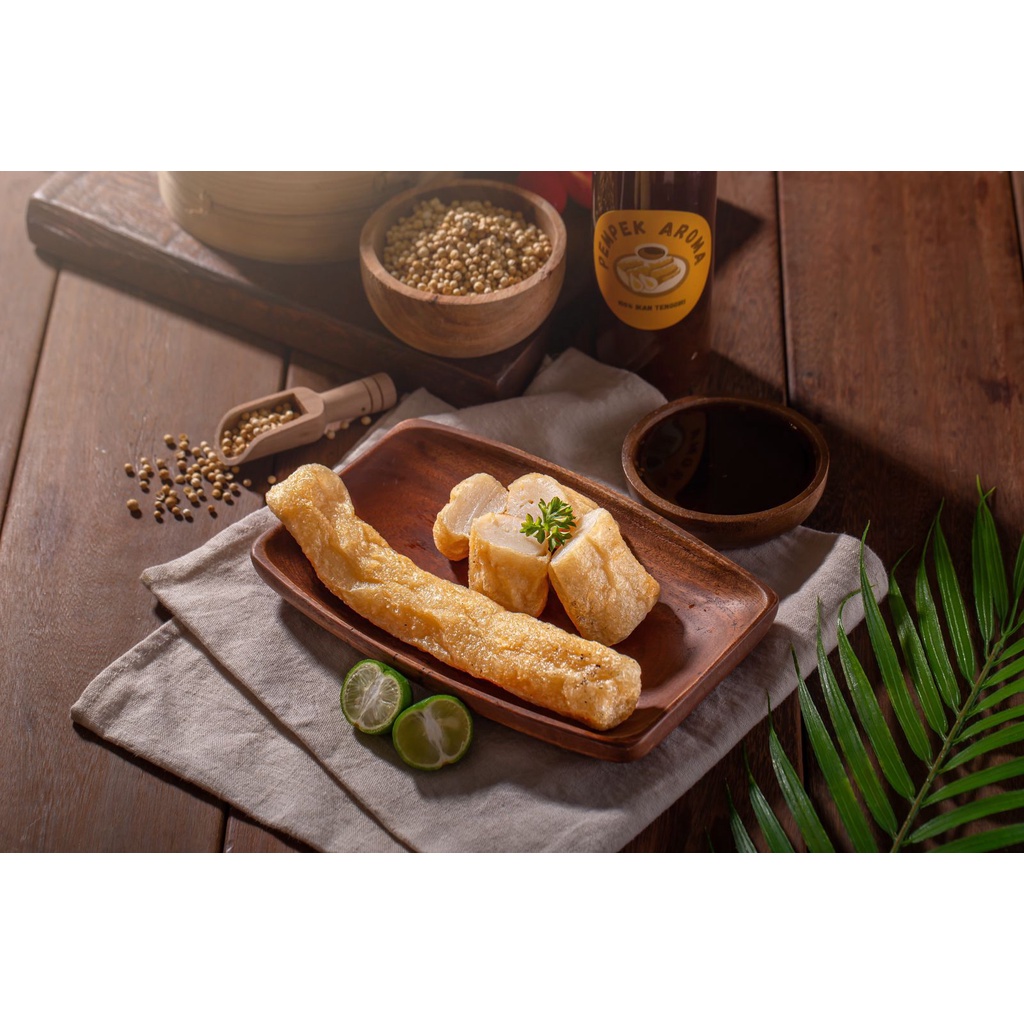 

Pempek Lenjer Besar - 100% Ikan tenggiri - Frozen - 3 pcs