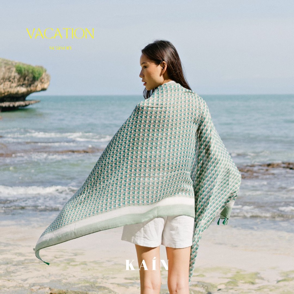 SHOPKAIN Bondi Shawl - VACATION SEASON