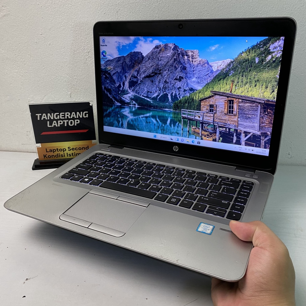Laptop Ultrabook HP Elitebook 840 G4 Intel Core i5 vPro 7300U Gen 7 RAM 16GB SSD NVMe 512GB Keyboard