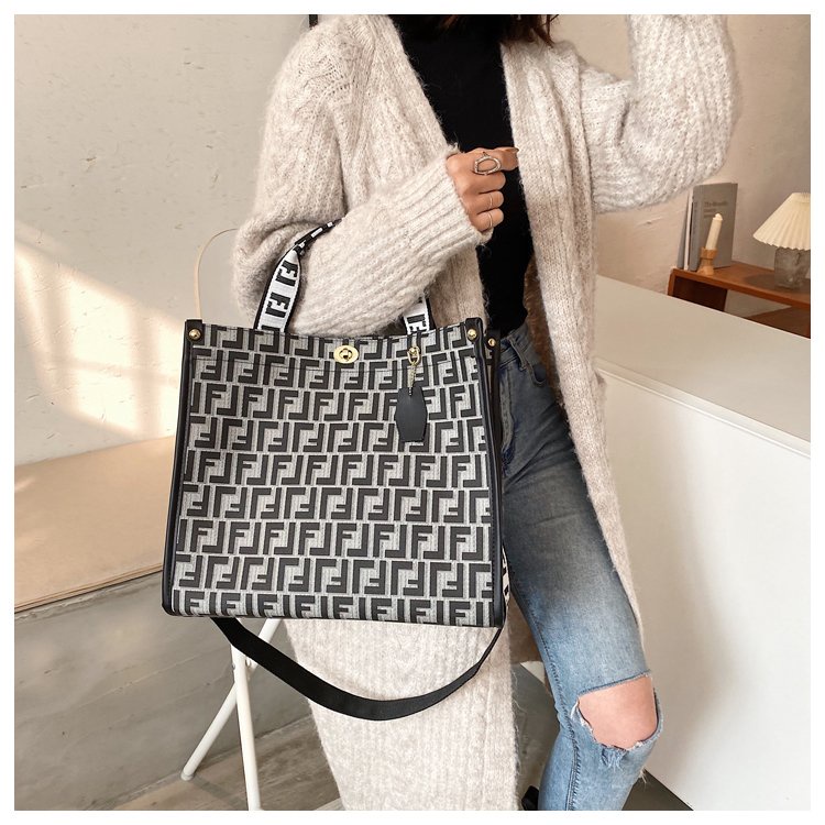 ( 2PC 1KG ) GTBI998881117  New Arrival 2023 !!!  Tas Selempang  Tas Wanita Import  Premium Terbaru