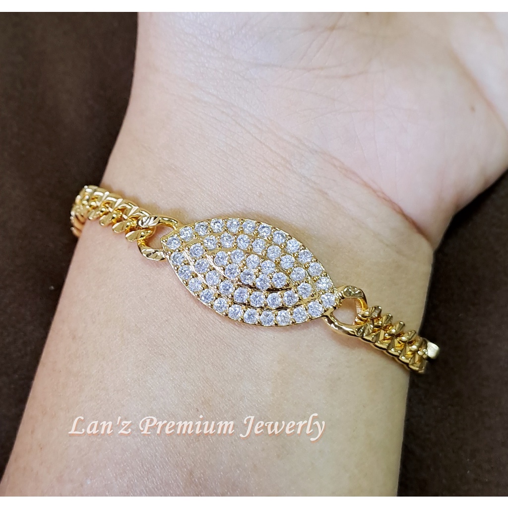 Gelang Rantai Sandra Oval Kristal Emas Titanium 22K