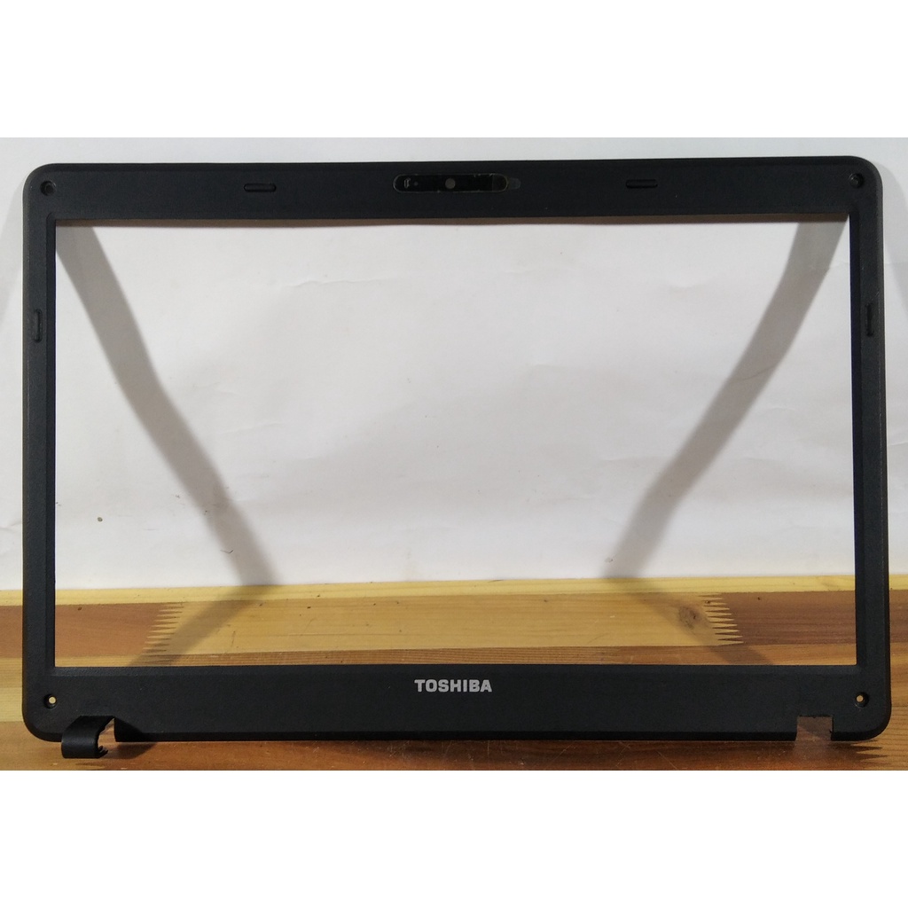 Casing Frame LCD Bazel Depan Laptop Toshiba C640 C640D C645