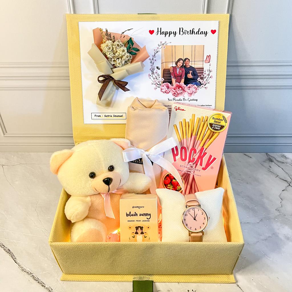 

HADIAH ULANG TAHUN CEWEK KADO ANNIVERSARY KADO CUSTOM UNTUK PACAR