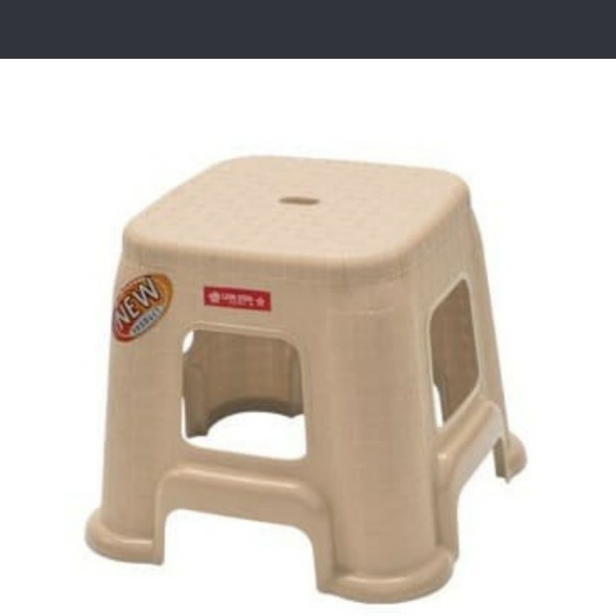 JENGKOK PLASTIK LION STAR MOTIF ROTAN/KURSI PENDEK PLASTIK LS