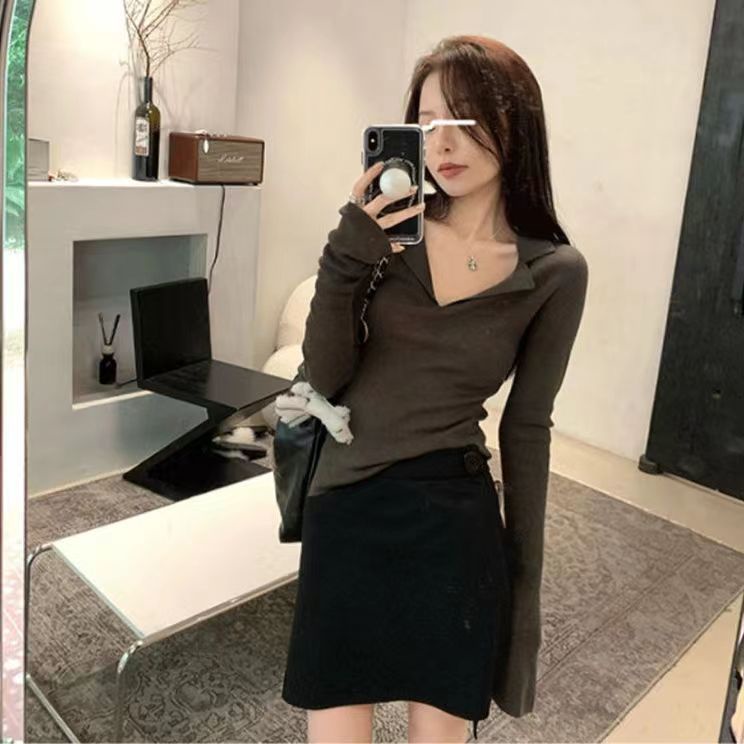 Red Lembut Waxy Polo Leher Sweater Slim Slim Pakaian Rajut Wanita Musim Gugur dan Musim Dingin Gaya Baru Bagian Dalam Bawah Keinginan Murni Rajutan Top wanita