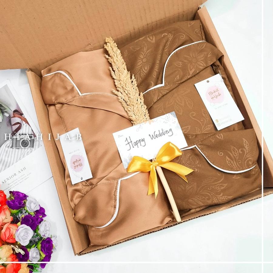 

➱ Hampers Wedding Set Piyama Couple / Kado Pernikahan / Hadiah anniversary pasangan ♪