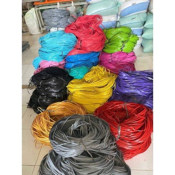bahan rotan sintetis -+200 meter per kilo / bahan rotan sintetis / jual perkilo